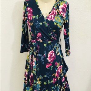 Boutique floral faux wrap dress L